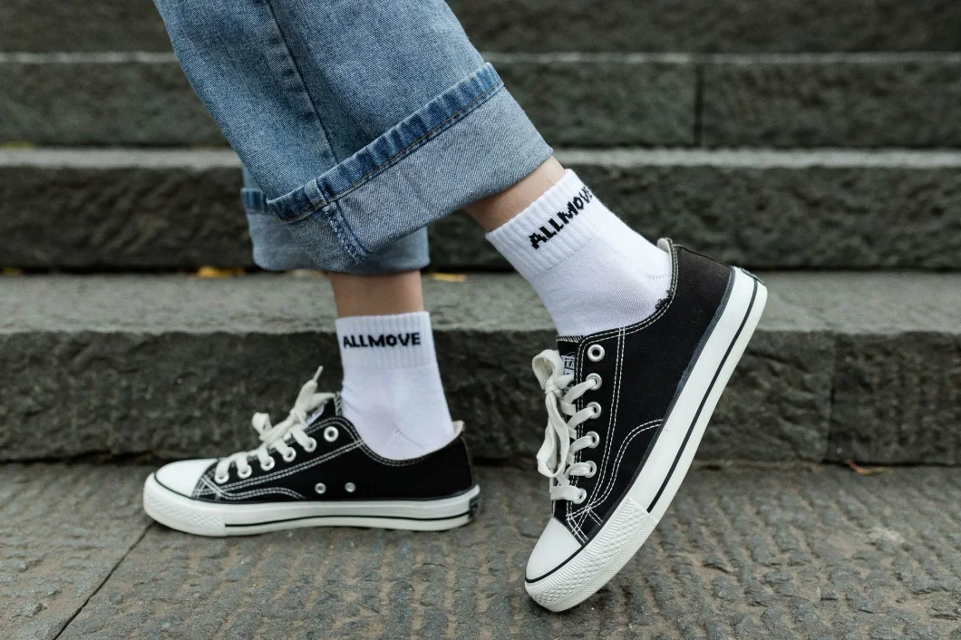 Designer Cotton Cartoon Bamboo Ankle Sport Embroidery Wool Unisex Sock Men