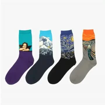 Chaussettes d'équipage de bande dessinée de gros de coton multicolore de femmes de bas prix