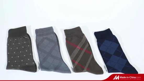 Chaussettes de basket-ball d'élite de sport de compression de coton personnalisé en gros d'hommes unisexes