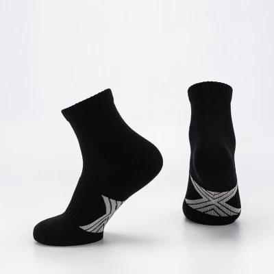 Chaussettes de logo personnalisées en coton de bambou OEM pour hommes Chaussettes d'équipage noires Chaussettes de sport personnalisées