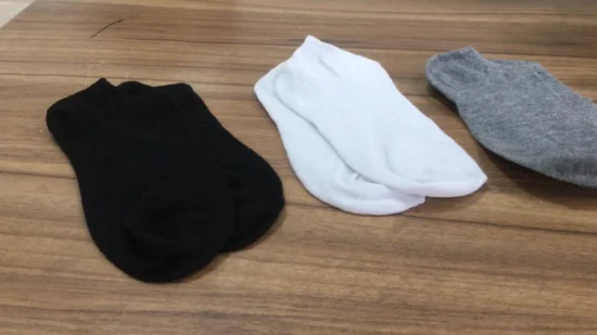 Chaussettes pour hommes et femmes Chaussettes de sport respirantes Chaussettes de bateau de couleur unie Cheville en coton confortable